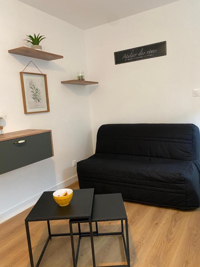 Superbe Appt Avec Cour Et Parking Gratuit A 5Min De La Cite Medievale Carcassone Exterior photo